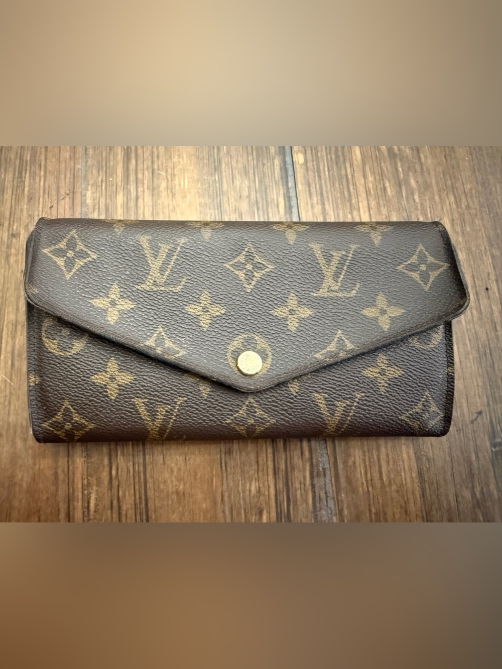 Louis Vuitton Sara wallet